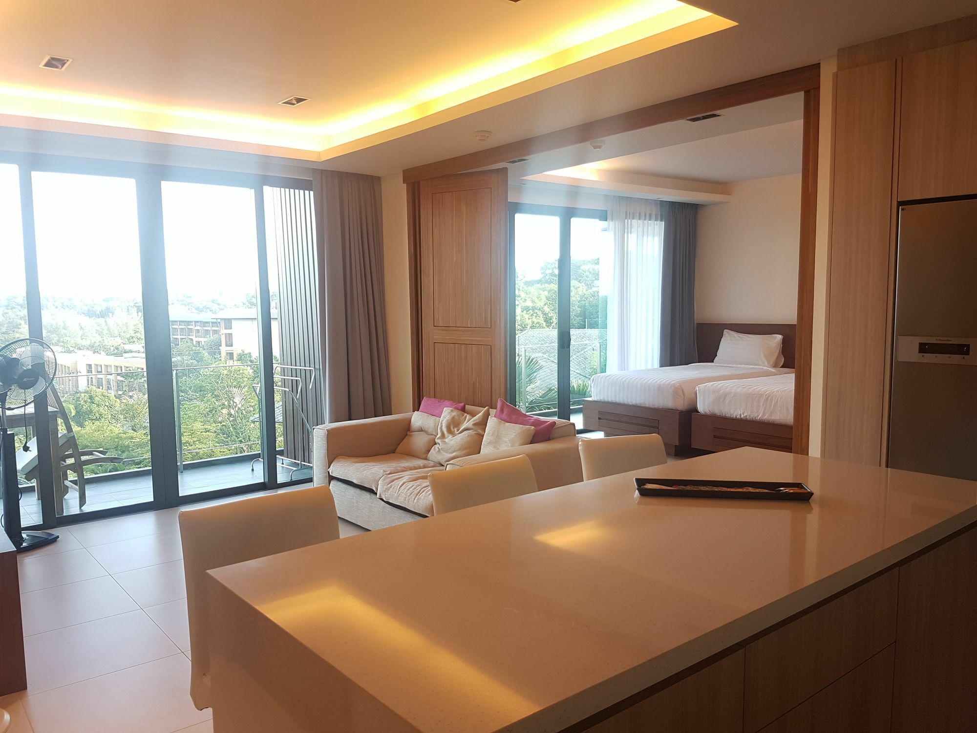 Aparthotel At The Tree Phuket Rawai Exterior foto