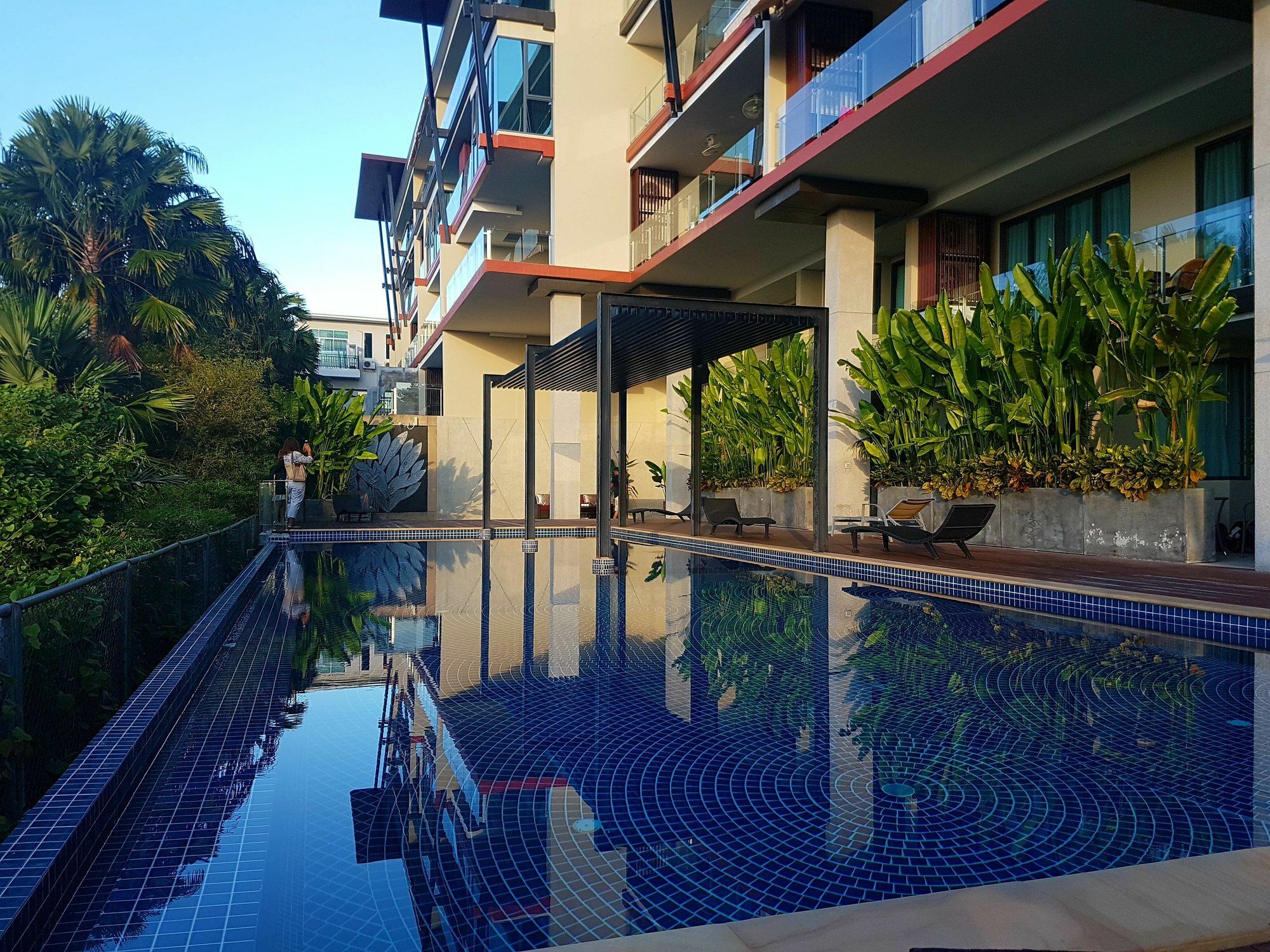 Aparthotel At The Tree Phuket Rawai Exterior foto