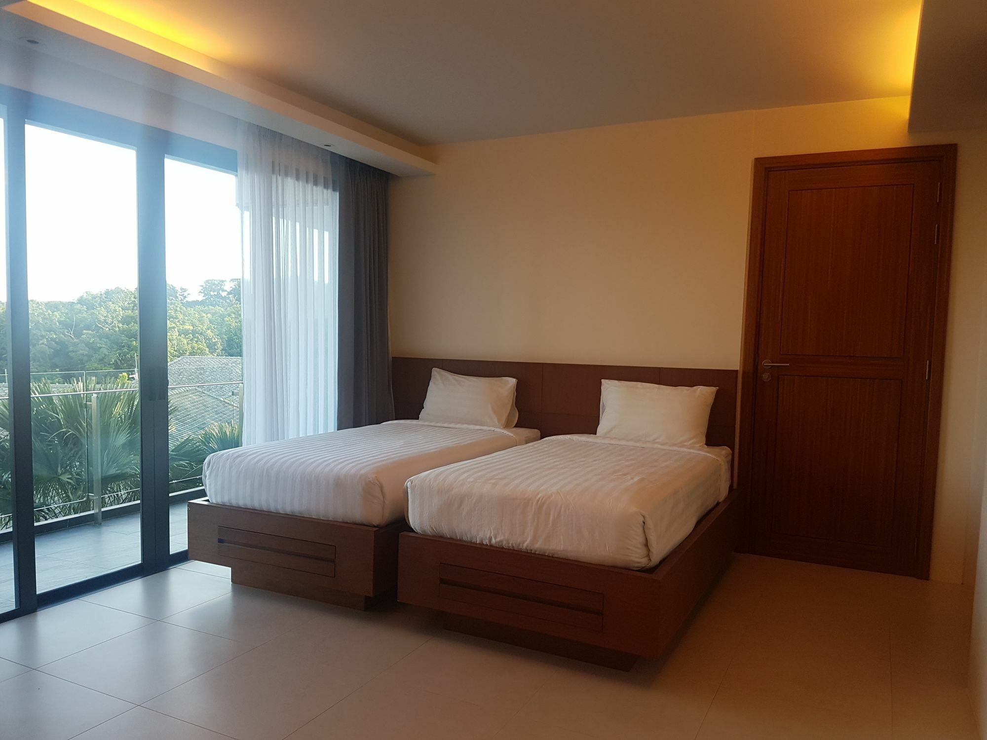 Aparthotel At The Tree Phuket Rawai Exterior foto