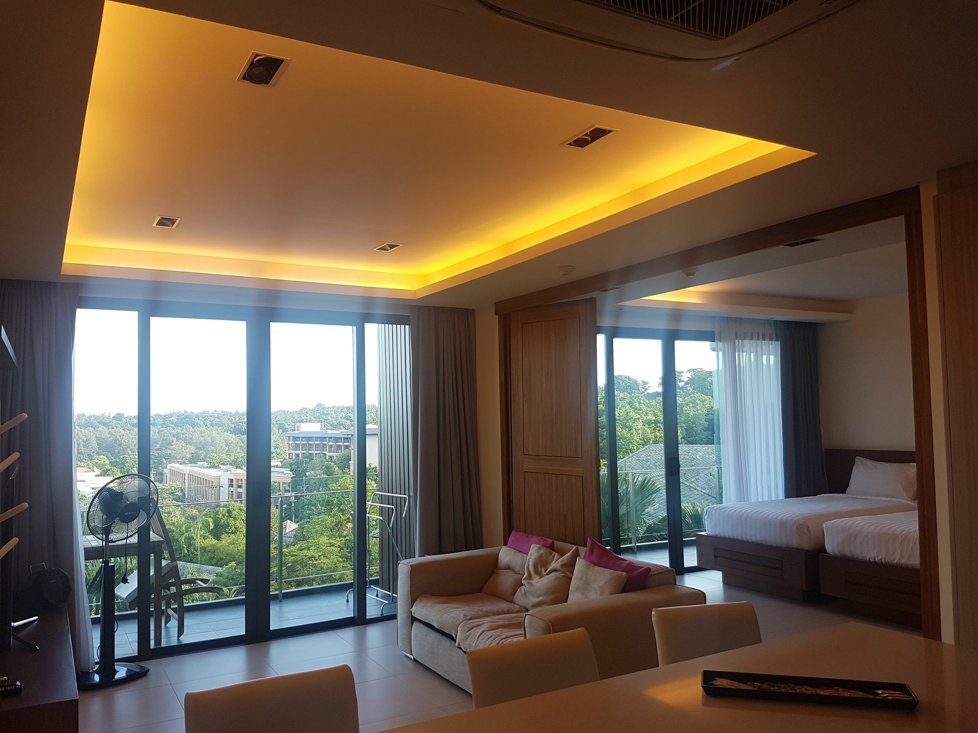 Aparthotel At The Tree Phuket Rawai Exterior foto
